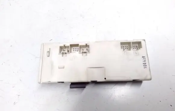 Tailgate/trunk control unit/module