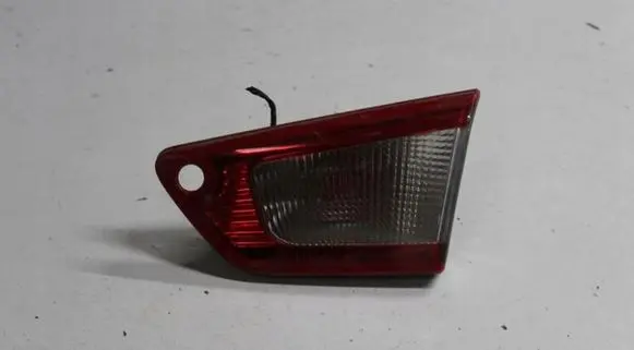 Mitsubishi Colt Tailgate rear/tail lights
