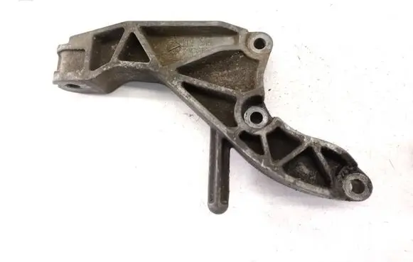 Opel Astra H Engine mounting bracket 13125634 2581