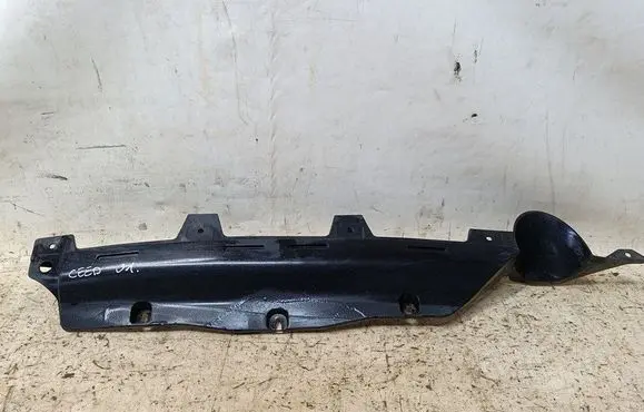 KIA Ceed Engine splash shield/under tray 866851H100U2