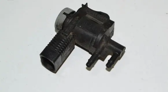 Audi A6 S6 C7 4G Turbo solenoid valve 1K0906283A