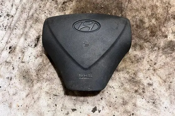 Hyundai Getz Steering wheel airbag 1C56900120 569001C600 X1AABZ49530446