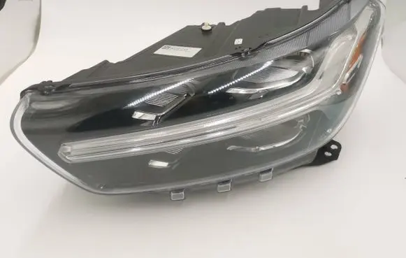 Volvo XC40 Headlight/headlamp 32291213