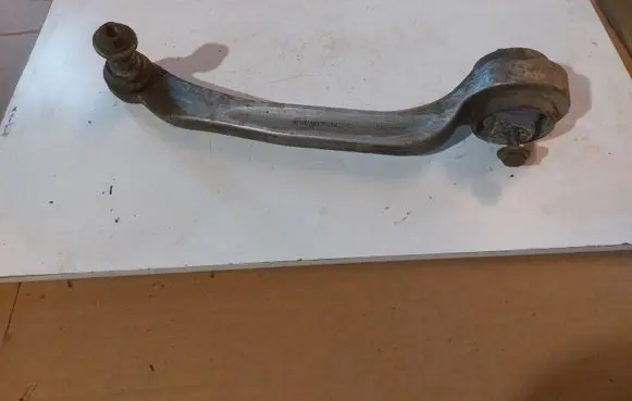 Audi A8 S8 D3 4E Front lower control arm/wishbone 4E0407696C