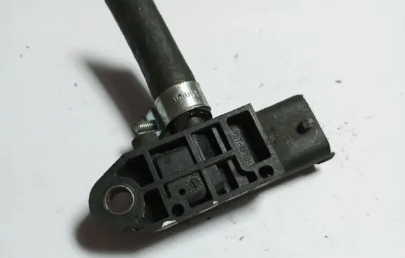 Opel Astra H Exhaust gas pressure sensor 55198717 0281002771