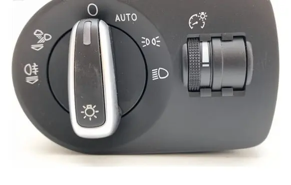 Audi Q3 8U Other switches/knobs/shifts 8X1941531AN