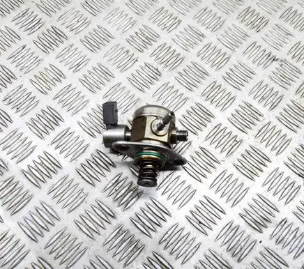 Porsche Panamera (970) Fuel injection high pressure pump 94611031561 0261520304