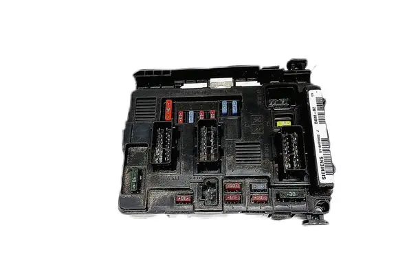 Citroen C3 Fuse module 9650618580