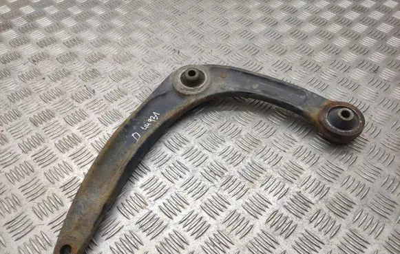 Peugeot 3008 I Front lower control arm/wishbone