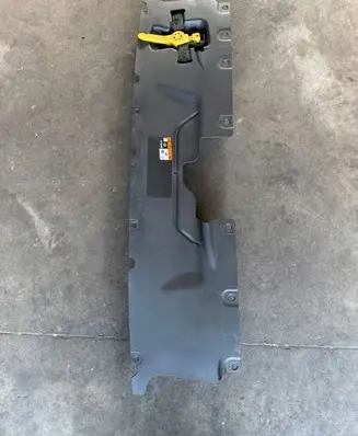 Engine bonnet/hood lock trim molding