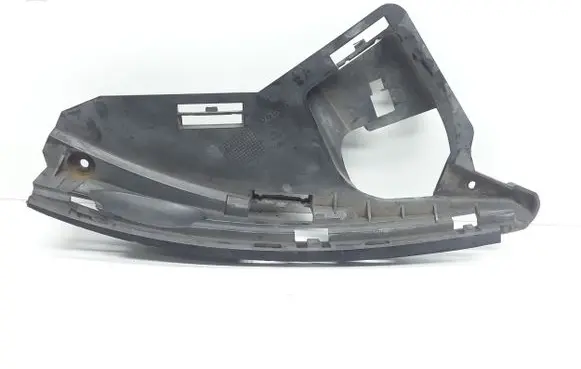 Volvo XC60 Front bumper mounting bracket 30763434
