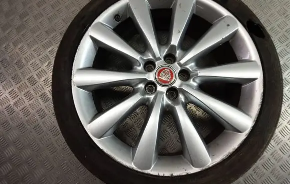 Jaguar XF R19 carbon fiber rim 