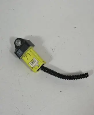 Toyota Camry VIII XV70 Airbag deployment crash/impact sensor 8983133080