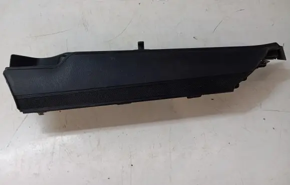 Mercedes-Benz C W204 Other trunk/boot trim element A2048600124