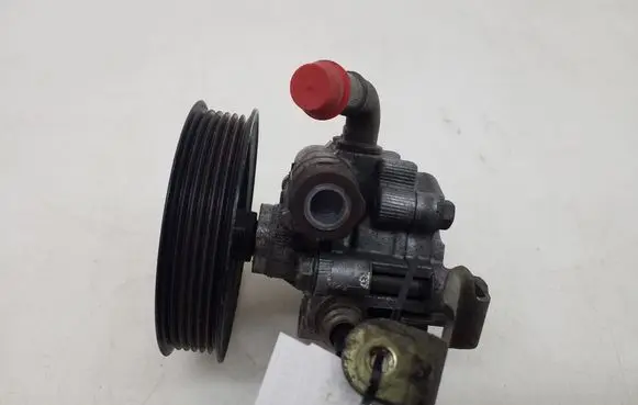 Toyota Corolla Verso E121 Power steering pump 4431013010