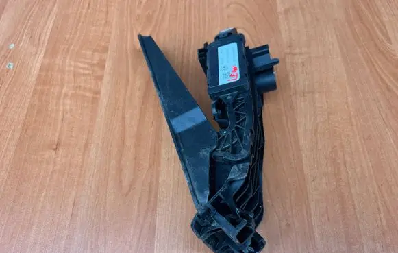 Seat Leon (1P) Accelerator throttle pedal 1K1721503L