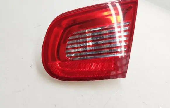 Volkswagen Eos Tailgate rear/tail lights 1Q0945094 009247020136