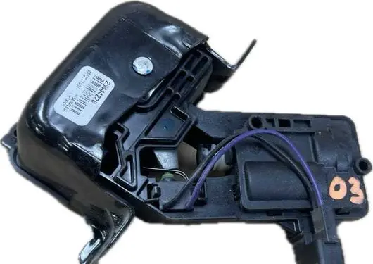 Cadillac Escalade IV Tailgate/trunk/boot lock/catch/latch 23444228