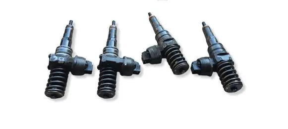 Volkswagen PASSAT B6 Fuel injector 038130073BN
