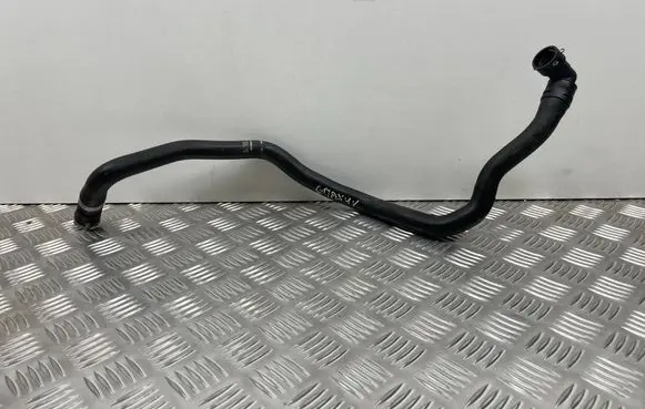 Engine coolant pipe/hose