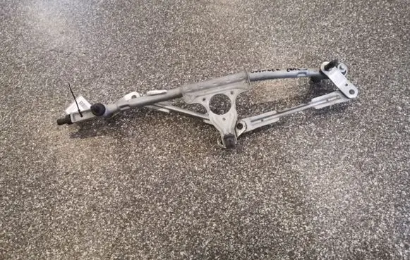 Chrysler Town u0026 Country V Front wiper linkage 05113043AC
