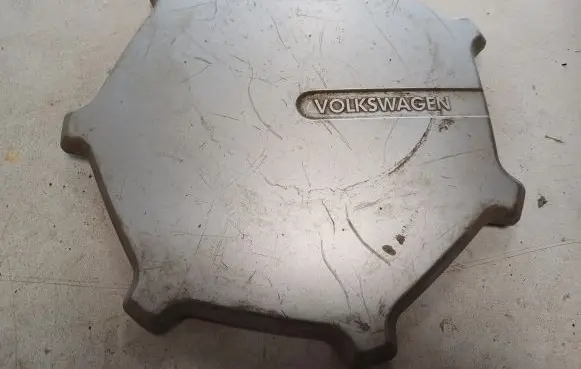 Volkswagen PASSAT B3 Original wheel cap 357601149
