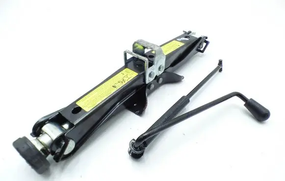Audi A4 S4 B8 8K Lift Jack 8K0011031G