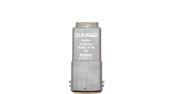 Peugeot 508 Glow plug pre-heat relay 9666671780