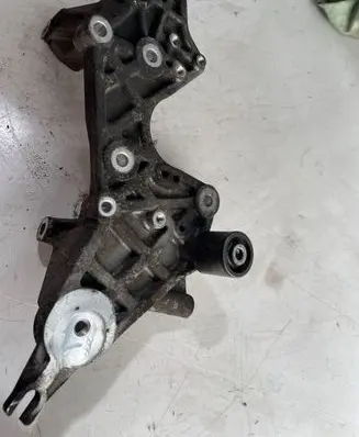 Audi A4 S4 B8 8K Fuel pump bracket 059130147N