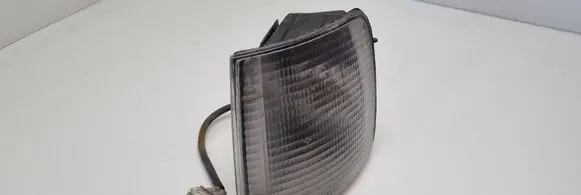Volkswagen PASSAT B3 Front indicator light 357953049A