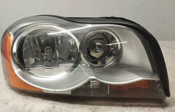 Volvo XC90 Headlight/headlamp 31111191