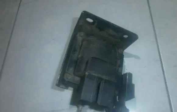 High voltage ignition coil