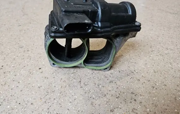 Audi Q7 4M Throttle valve 059129593S