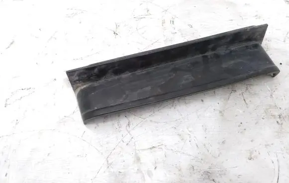 Volkswagen Caddy Rear/tail light trim molding 2K0945095P 2K5945095J 2K5945095K