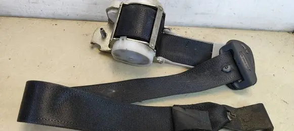 Opel Vectra C Front seatbelt
