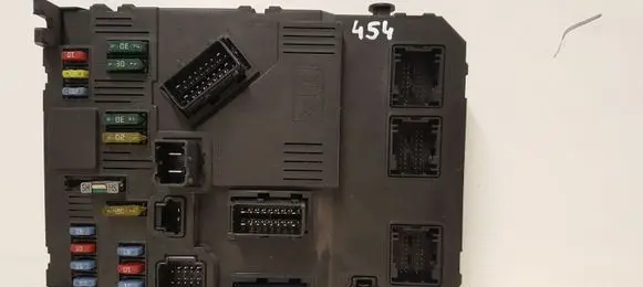 Peugeot 407 Comfort/convenience module 9655708380 S120104700L BSIS0200