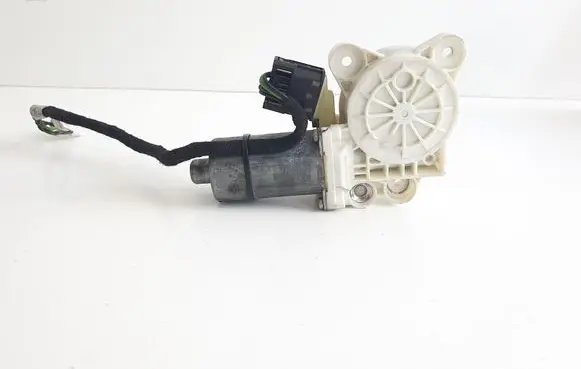 Mercedes-Benz E W211 Front door window regulator motor A2118202942 0130821970