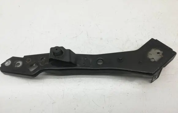 Renault Megane III Headlight/headlamp mounting bracket 625206d