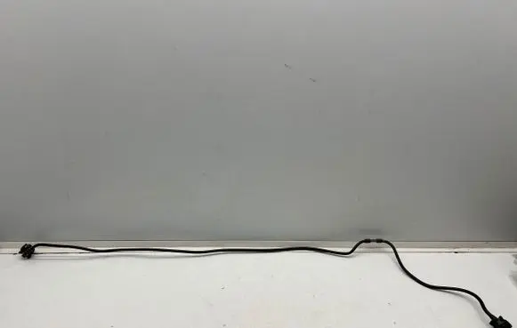 Citroen C4 II Picasso Engine coolant pipe/hose 9676650780