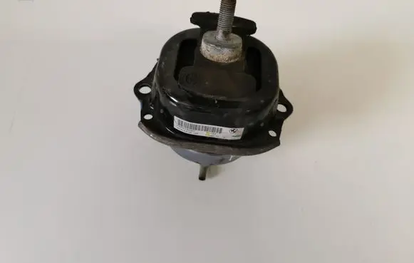 BMW X5 F15 Engine mount bracket