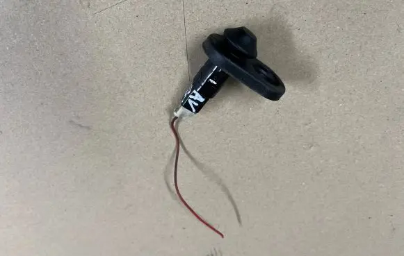 Toyota Avensis T250 Front door sensor 