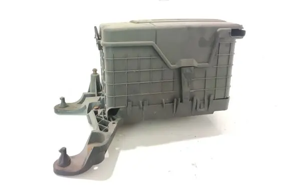 Volkswagen PASSAT B6 Battery box tray 1K0915333C 1K0915335C