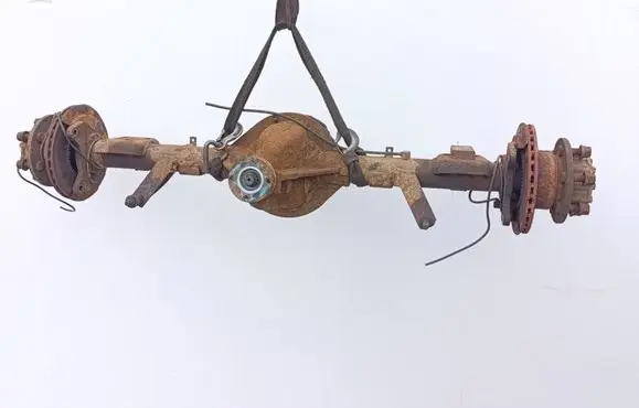 Iveco Daily 4th gen Rear axle beam with reductor 1343