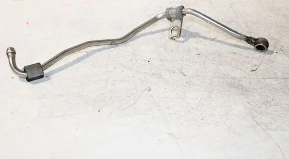 Skoda Octavia Mk3 (5E) Turbo turbocharger oiling pipe/hose 04L145771J