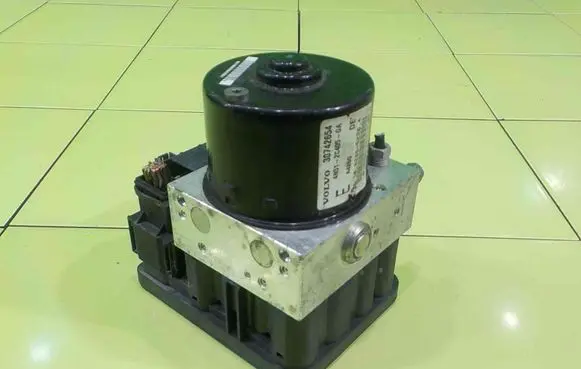 Volvo C70 ABS Pump 4N512C405GA WP95