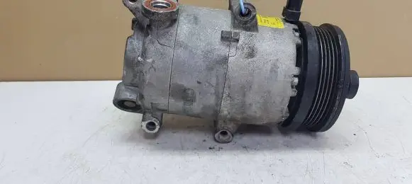 Ford Focus Air conditioning (A/C) compressor (pump) 3M5H-190629-KF