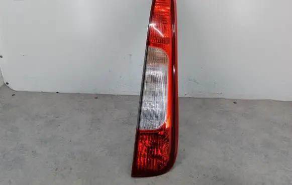Ford Focus C-MAX Rear/tail lights 3M5113A602AA
