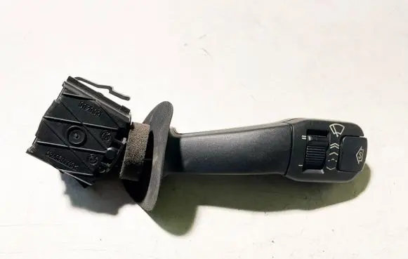BMW 5 E39 Wiper control stalk 8352171