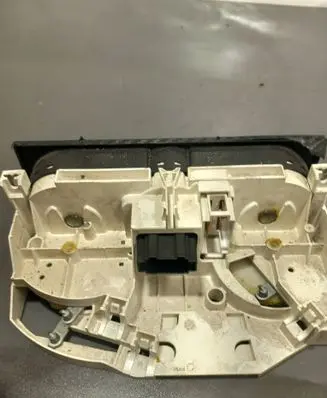 Volkswagen Golf IV Climate control unit