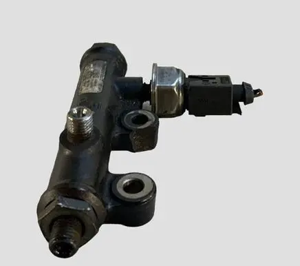 Jaguar S-Type Fuel main line pipe 4R8Q9C066AC 5WS40128 A2C20001297